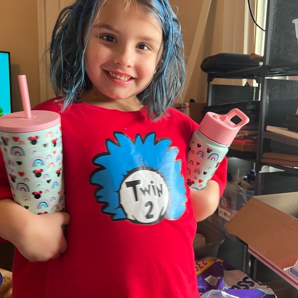 Meet your Posher, Courtney - Picture 3 of 5